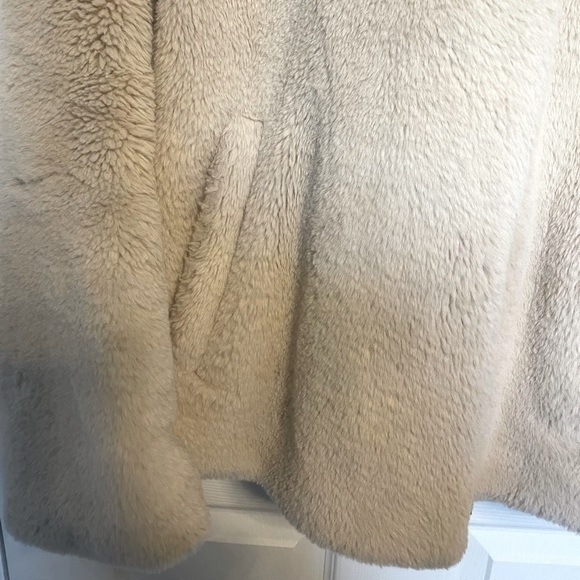 ZARA hooded faux fur jacket - Picture 6 of 9